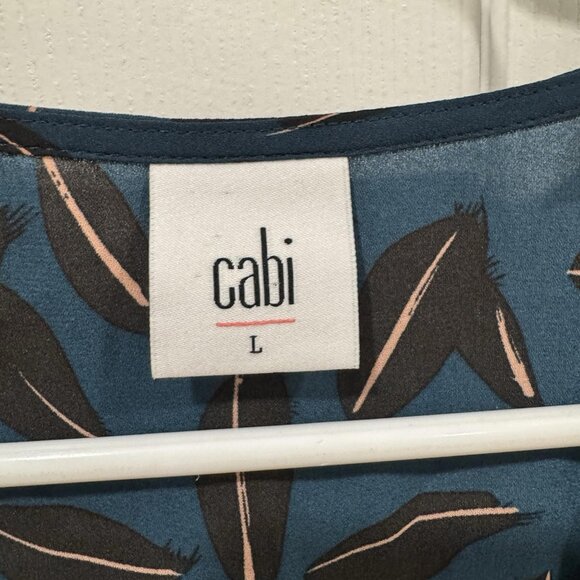 CAbi style 3763 shadow leaf blouse long sleeve size L Bell Sleeves Design - Picture 8 of 8